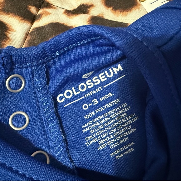 💙Colosseum 0-3months Outfit💙 - Picture 6 of 6